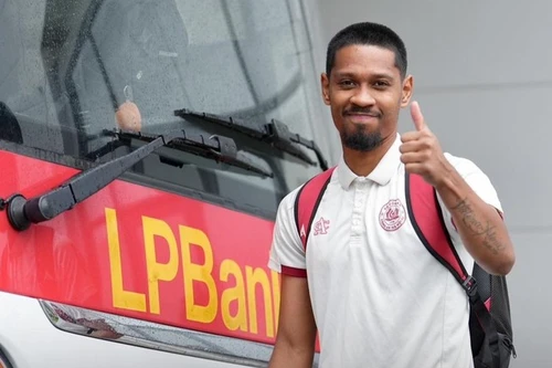 Cao Pendant Quang Vinh - câu trả lời hoàn hảo cho cánh trái ĐT Việt Nam