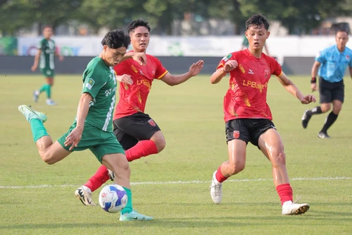 Đội bóng của Công Phượng có thể phải đổi sân đá play-off với Đà Nẵng