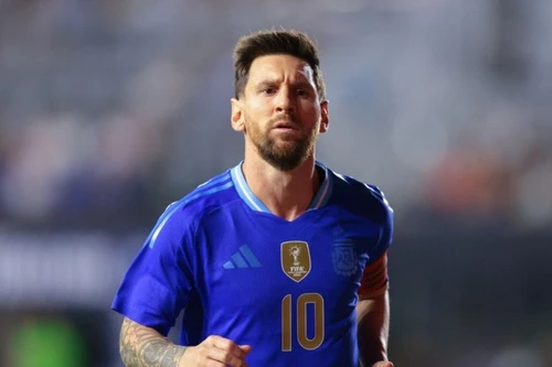Messi chói sáng, Argentina đè bẹp đối thủ 6-0