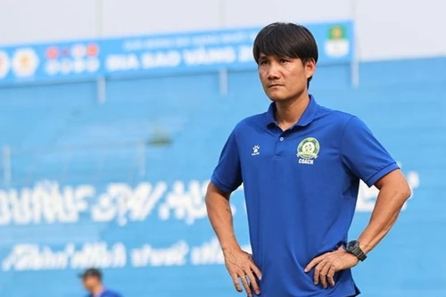 Quả bóng vàng Việt Nam 2012 dẫn dắt đội bóng của Công Phượng