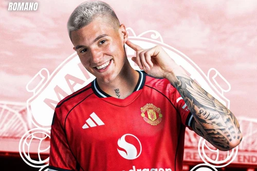 MU nổ 'bom tấn' thay thế Ronaldo