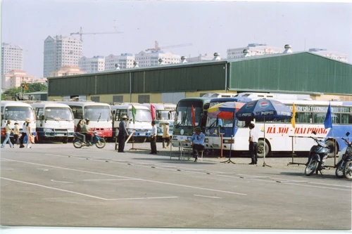 Thu hồi phù hiệu "Xe chạy tuyến cố định" của Công ty CP Đầu tư Vinamotor