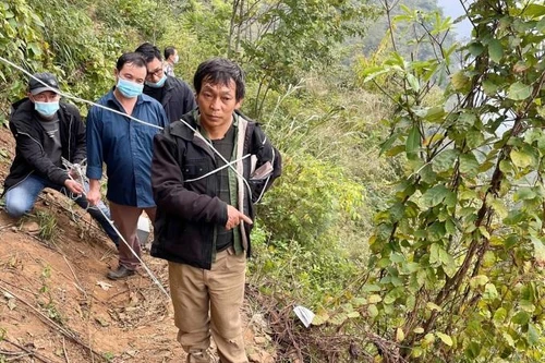 [Tin nhanh sáng 13-12-2021] Giết người, phi tang xác dưới vực sâu