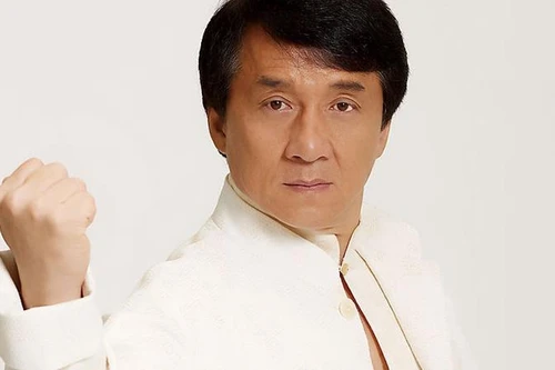 [ẢNH] Thành Long: ‘Ông vua võ thuật Trung Quốc’, sức khỏe sa sút ở tuổi U70