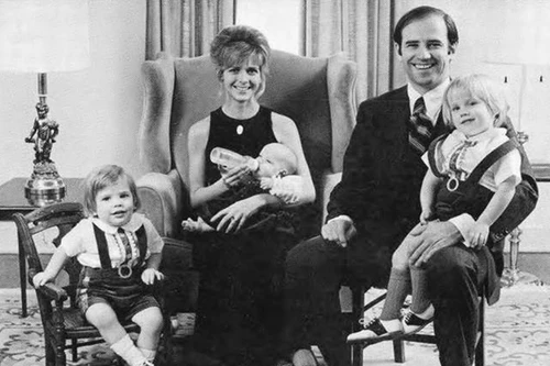 [ẢNH] Ứng cử viên tổng thống Mỹ 2020- Joe Biden: Phi thường vượt qua bi kịch cuộc đời