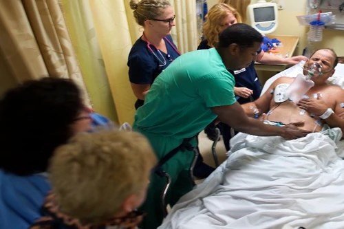 Thoát khỏi “lưỡi hái tử thần” suy tim nhờ thói quen tốt này?