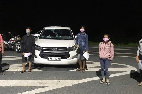 [Tin nhanh tối 20-8-2021] Phạt tài xế chở 3 người từ TP Hồ Chí Minh về Kiên Giang