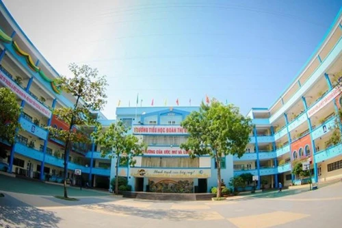 [Tin nhanh sáng 11-9-2020] Hà Nội: Thêm một học sinh tiểu học bị bỏ quên trên xe đưa đón