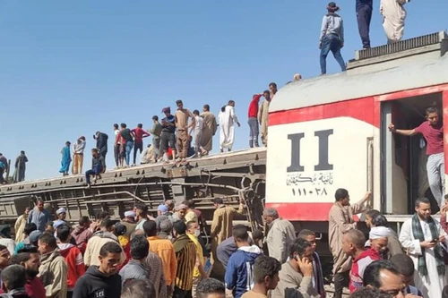 Hơn 30 người thiệt mạng trong tai nạn tàu hỏa kinh hoàng ở Ai Cập