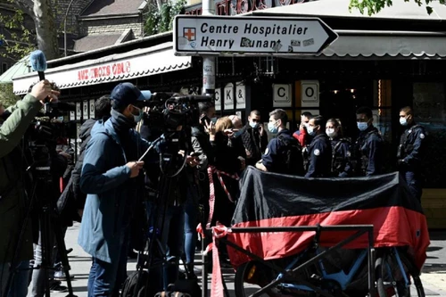 Hai người thương vong trong vụ xả súng tại bệnh viện ở Paris