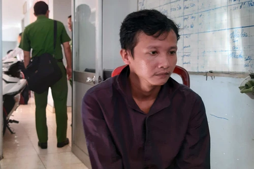 [Tin nhanh tối 20-11-2020] Bắt giữ đối tượng giật túi xách của cô giáo đi dự lễ 20-11