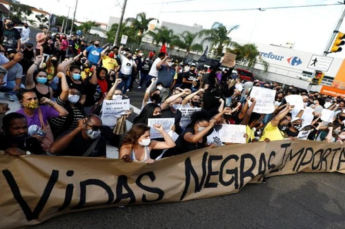 Brazil bùng nổ các cuộc biểu tình chống phân biệt chủng tộc