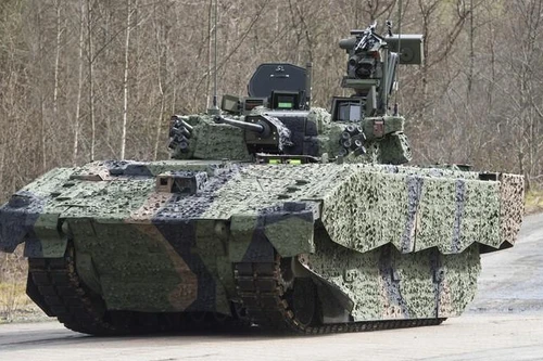 Anh đầu tư 4,5 tỷ USD để nhận lại những chiếc xe tăng "tịt nòng" khi di chuyển