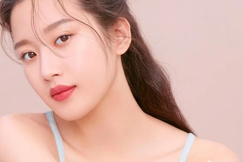 [ẢNH] Moon Ga Young - 'đóa hoa nở muộn' đầy rực rỡ của màn ảnh xứ Hàn