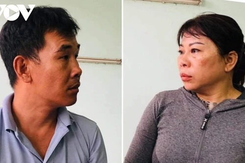 [Tin nhanh sáng 12-10-2020] Gắn chồng 2 biển số thật, giả cho xe ô tô để buôn lậu thuốc lá