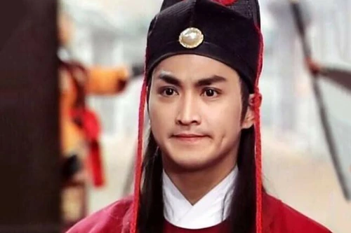 [ẢNH] Cuộc sống khác biệt của những “Triển Chiêu” nổi tiếng nhất màn ảnh Hoa ngữ