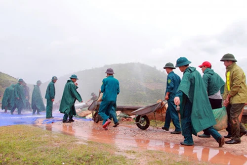 Những kỹ năng ứng phó với bão cần biết