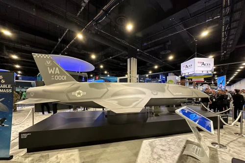 Mỹ dự kiến triển khai đến 1.000 chiếc CCA - tiêm kích hợp tác, bước ngoặt tác chiến trên không