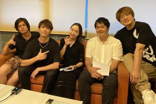 [ẢNH] 5 anh em 'Siêu nhân Gao': Ngày ấy và bây giờ