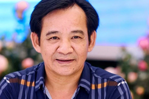 [ẢNH] Hé lộ cuộc hôn nhân kín tiếng, ròng rã suốt 13 năm chữa hiếm muộn của NSƯT Quang Tèo 