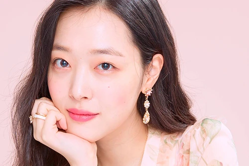 [ẢNH] Những nghệ sĩ Hàn Quốc khiến khán giả tiếc nuối vì qua đời khi còn trẻ