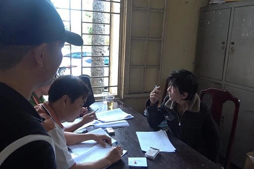 [Tin nhanh tối 19-11-2022] Mua ma túy chưa kịp sử dụng thì bị bắt