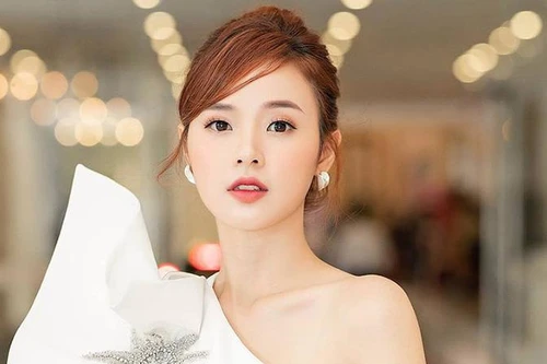 [ẢNH] Bất ngờ trước khối tài sản khổng lồ của 'Mỹ nhân hack tuổi' - Midu ở tuổi 31