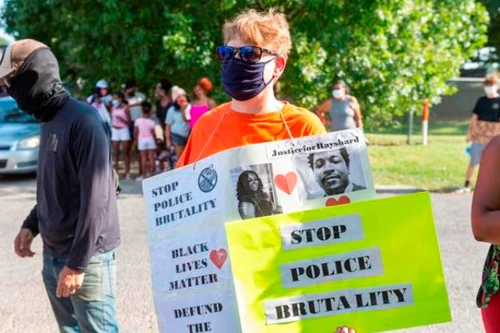 Cảnh sát Mỹ lại bắn chết 1 người da đen ở Louisiana, gây phản ứng xã hội