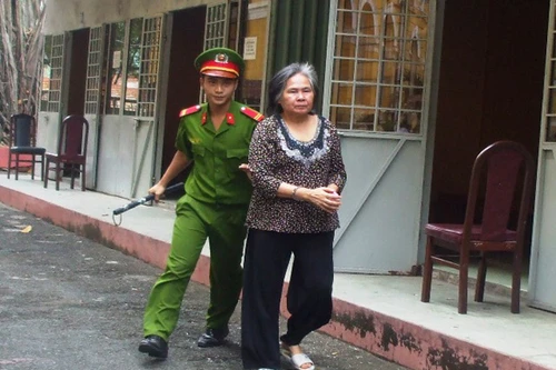 Bà già 63 tuổi và phi vụ trộm 60 lượng vàng