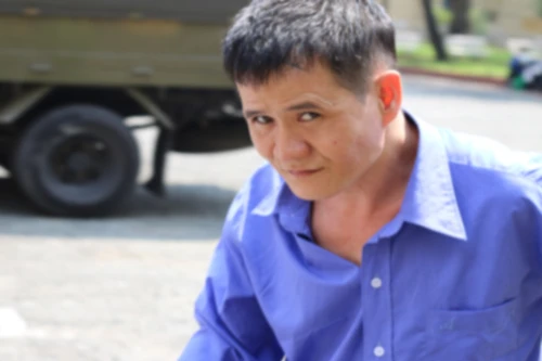 “Con nghiện” cầm gạch cướp tiệm vàng để mua ma túy 