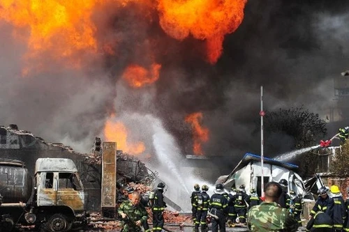 Nổ nhà 2 tầng ở Trung Quốc, 7 người thương vong