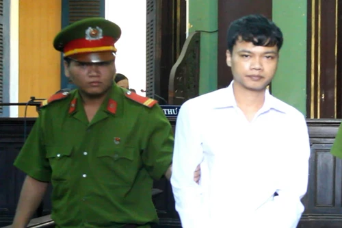 Nhân viên nhà nghỉ đâm chết khách Việt kiều vì thái độ ỷ có tiền hách dịch