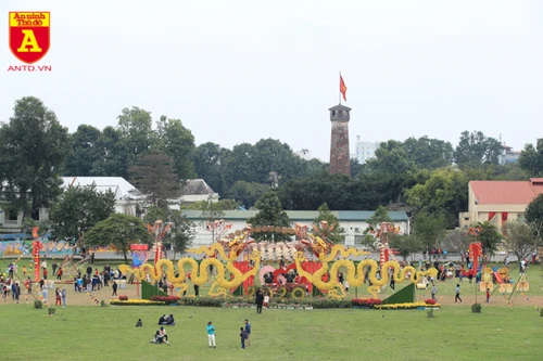 Đi chơi Tết ở Hoàng thành Thăng Long