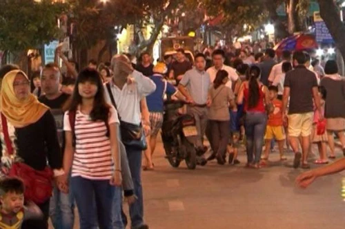 Phố đi bộ - Bảo tồn văn hóa, tinh hoa truyền thống Việt