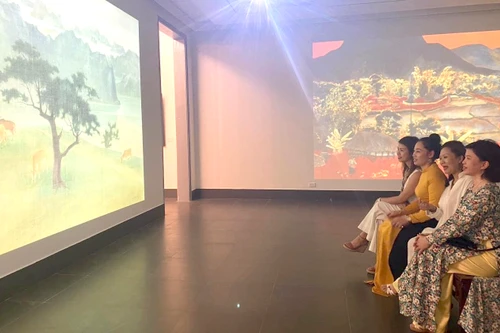 Triển lãm tranh bằng kỹ thuật đồ họa chuyển động