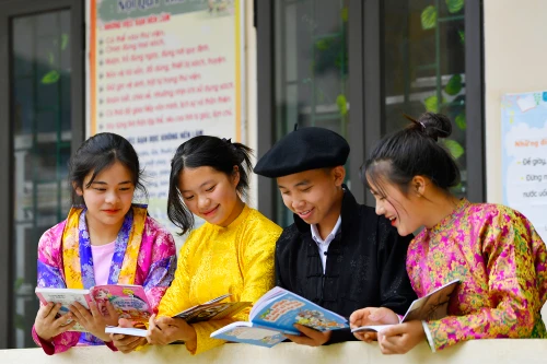 Mang văn hóa đọc đến học sinh vùng cao Hà Giang