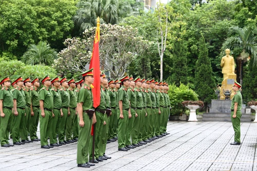 Công an Hà Nội nỗ lực tập luyện sẵn sàng tranh tài tại chung kết Hội thi điều lệnh, quân sự, võ thuật 