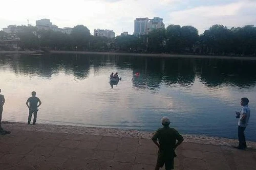Đang tìm kiếm một thanh niên nhảy xuống hồ Thiền Quang mất tích
