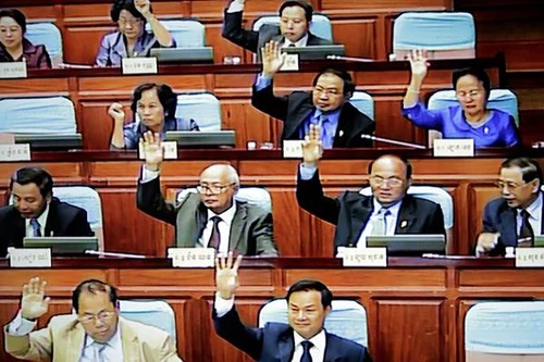 Quốc hội Campuchia thông qua luật gây tranh cãi về các tổ chức xã hội