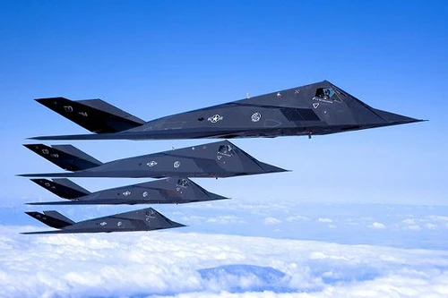 Tướng Nga chê khả năng tàng hình của máy bay Mỹ chỉ là "quảng cáo"