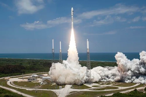 Trung Quốc muốn mua động cơ tên lửa đẩy RD-180 của Nga