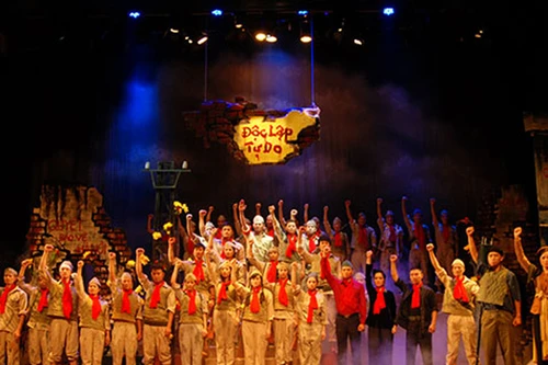 Liên hoan Sân khấu Thủ đô lần thứ nhất: Nơi hò hẹn của những người yêu Hà Nội