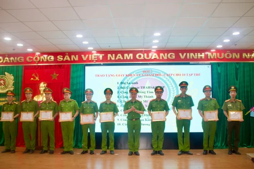 Phát huy tinh thần chủ động, nêu gương hoàn thành xuất sắc các nhiệm vụ