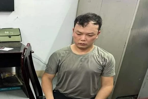 Bắt giữ cán bộ thuế thu tiền của các hộ kinh doanh rồi bỏ trốn