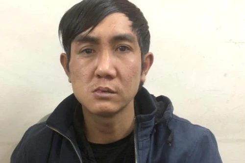 Cảnh sát cùng người dân truy đuổi bắt giữ tên cướp giật điện thoại