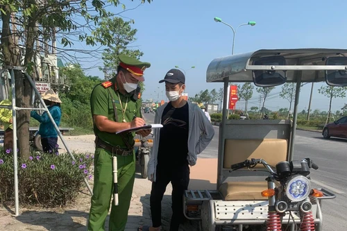 Tập trung xử lý xe 3 bánh, 4 bánh tự chế ở khu vực cửa ngõ thành phố 