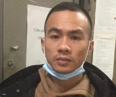 Đối tượng cướp tài sản, bắt giữ người trái pháp luật ra đầu thú