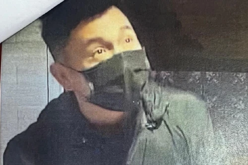 Cảnh sát Hình sự Hà Nội truy tìm đối tượng cướp giật tài sản tại cửa hàng vàng