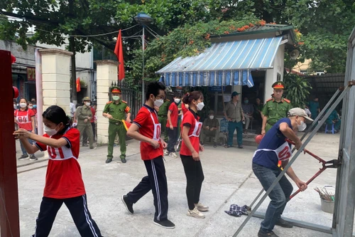 Sôi nổi ngày hội toàn dân bảo vệ an ninh Tổ quốc phường Nhân Chính 