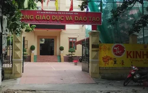 Bắt nguyên Trưởng phòng Giáo dục và Đào tạo thị xã Quảng Yên